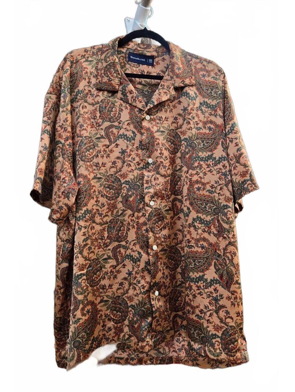 Abercrombie & Fitch Paisley Print Short Sleeve Button-Down Shirt (XXL)